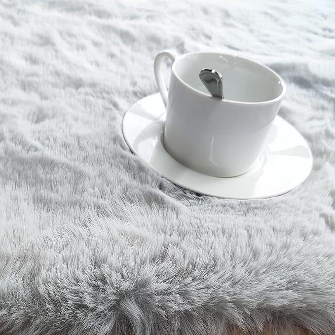 Ghouse Ultra Soft Faux Rabbit Fur Rug 4x6, Machine Washable Area Rugs - Image 4