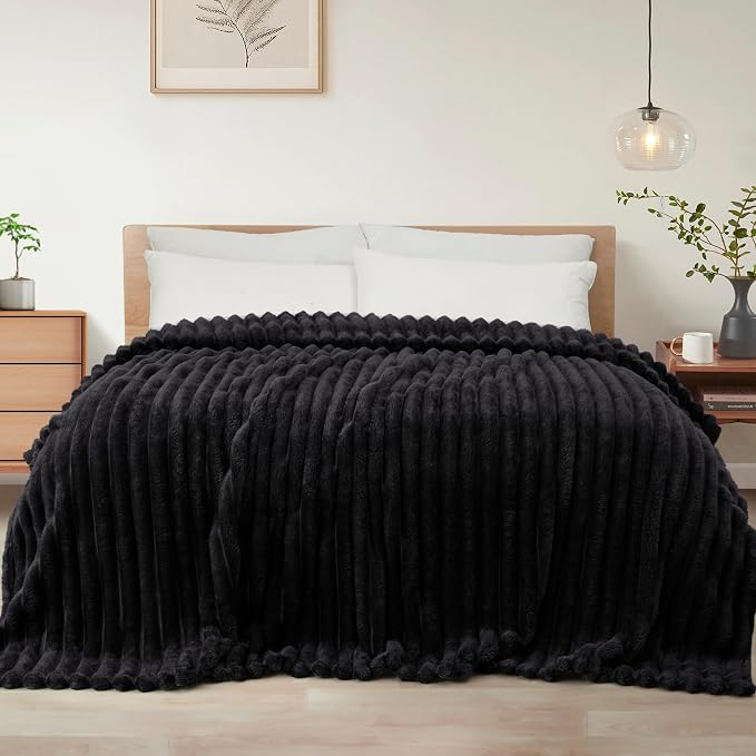 Exclusivo Mezcla Twin Size Flannel Fleece Blanket, Super Soft Striped Jacquard by ExclusivoMezcla