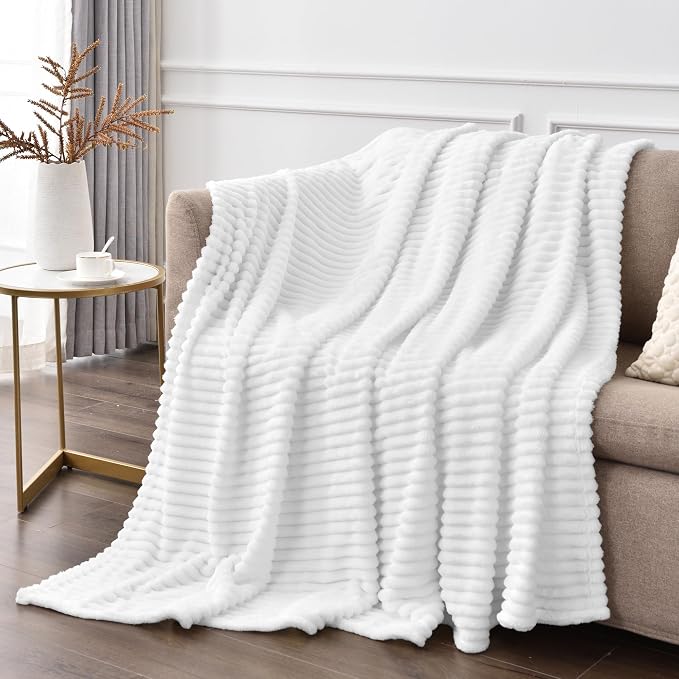 BEDELITE Fleece Blanket Queen Size – 3D Ribbed Jacquard Soft and Warm - Image 5