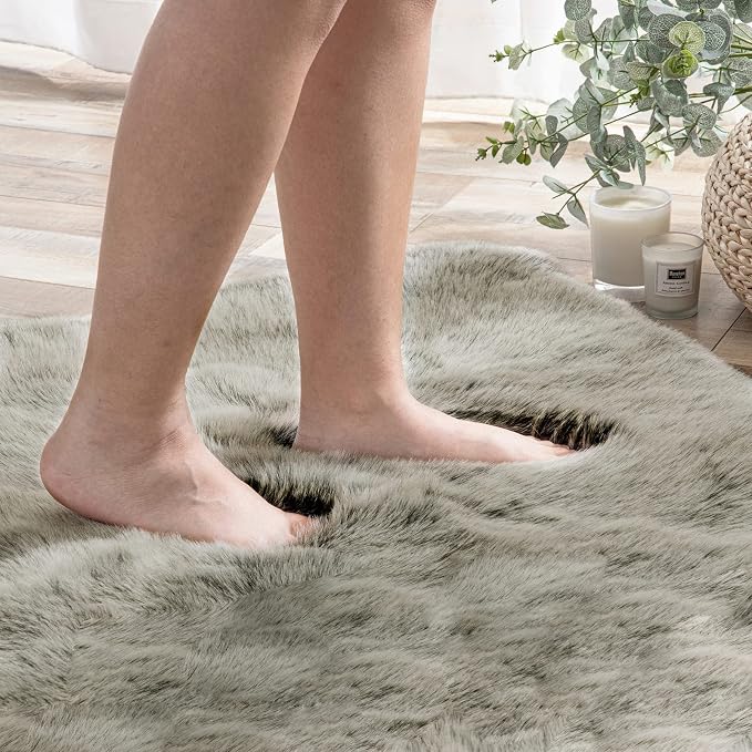 Ashler Faux Fox Fur Rug, 3x5 Rectangle Rug, Ultra Soft Shaggy Area Rugs - Image 5