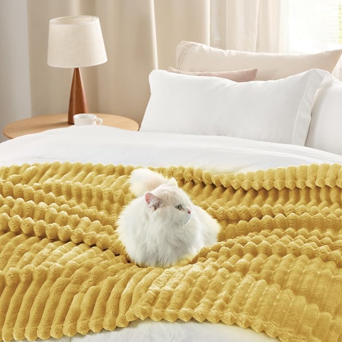 Bedsure GentleSoft Yellow Fleece Blanket - Image 4