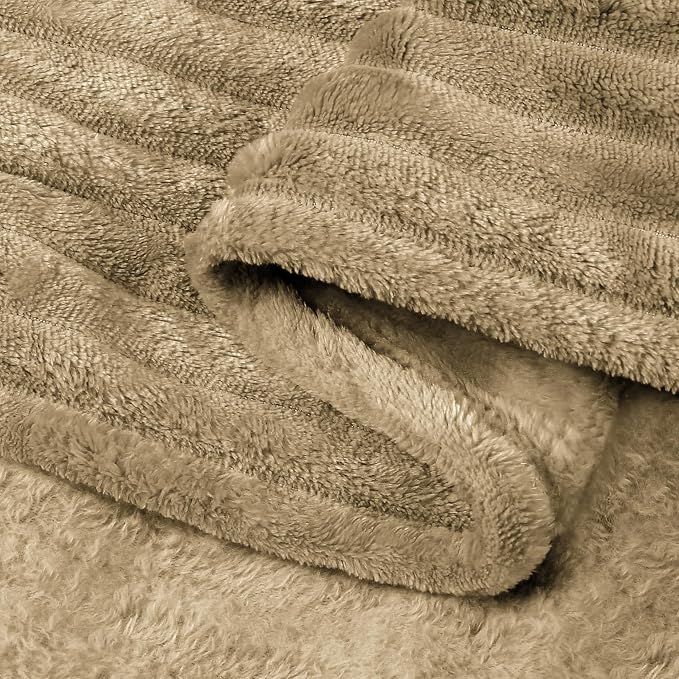 BEDELITE Fleece Throw Blanket for Couch – 3D Ribbed Jacquard Soft and Warm - Image 6