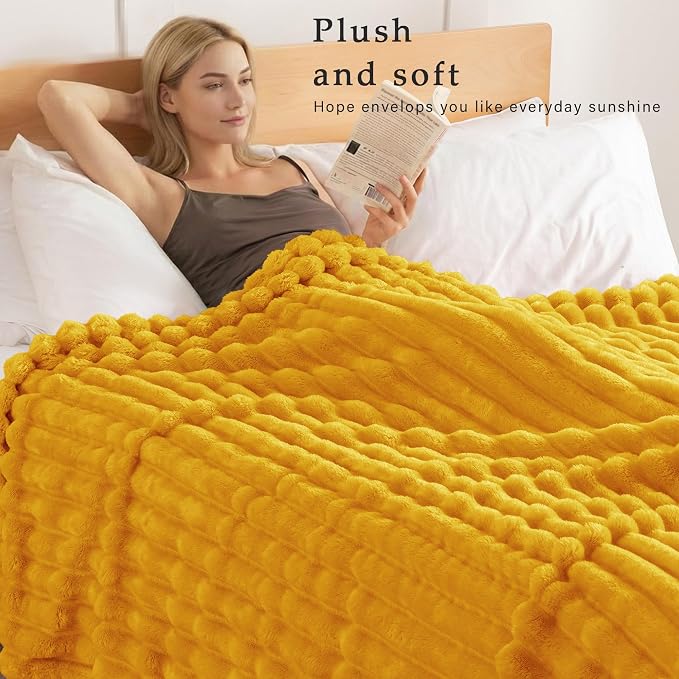 Exclusivo Mezcla Twin Size Flannel Fleece Blanket, Super Soft Striped Jacquard - Image 2
