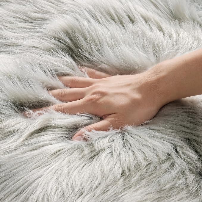 MIULEE Luxury Super Soft Fluffy Area Rug Faux Fur Sheepskin Rug Decorative - Image 5