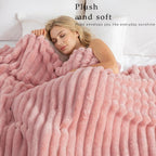 Exclusivo Mezcla King Size Flannel Fleece Blanket, Super Soft Striped Jacquard - Image 2
