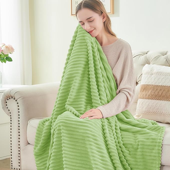 BEDELITE Fleece Blanket Twin Size – 3D Ribbed Jacquard Soft and Warm Decorative - Image 3