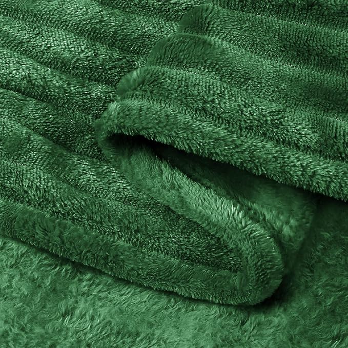 BEDELITE Fleece Blanket King Size – 3D Ribbed Jacquard Soft and Warm Decorative - Image 5