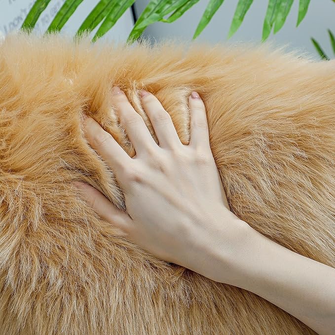 linmopm Faux Fur Rug Sheepskin Shag Fluffy Fuzzy Beige 4x6 ft Rugs - Image 4
