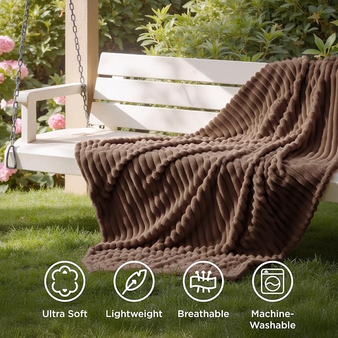 Bedsure GentleSoft Brown Fleece Blanket - Image 5